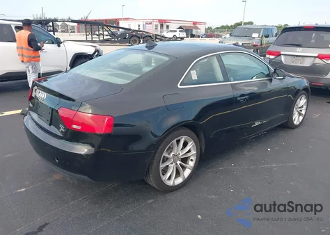 2013 Audi A5 2.0T Premium z USA, uszkodzony, nr VIN WAUCFAFR4DA042899